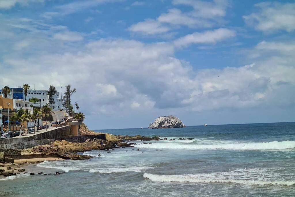 Departamento Cerca Del Malecon Y Zona Dorada Apartment Mazatlan Ngoại thất bức ảnh